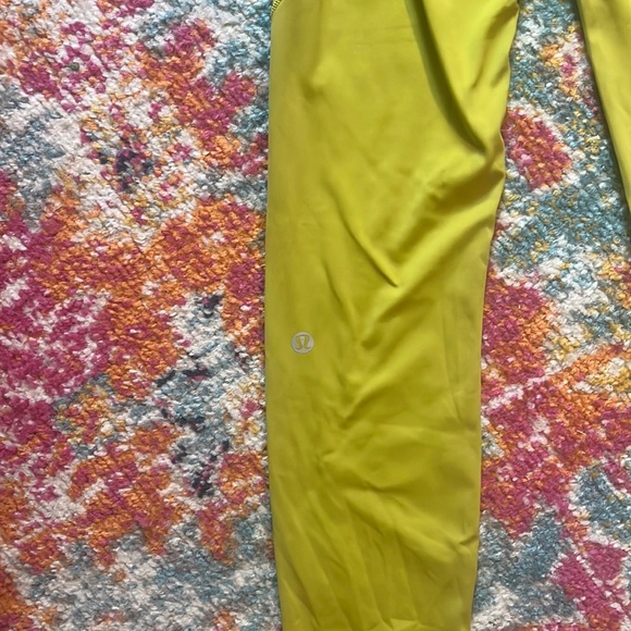 lululemon leggings - Picture 2 of 4